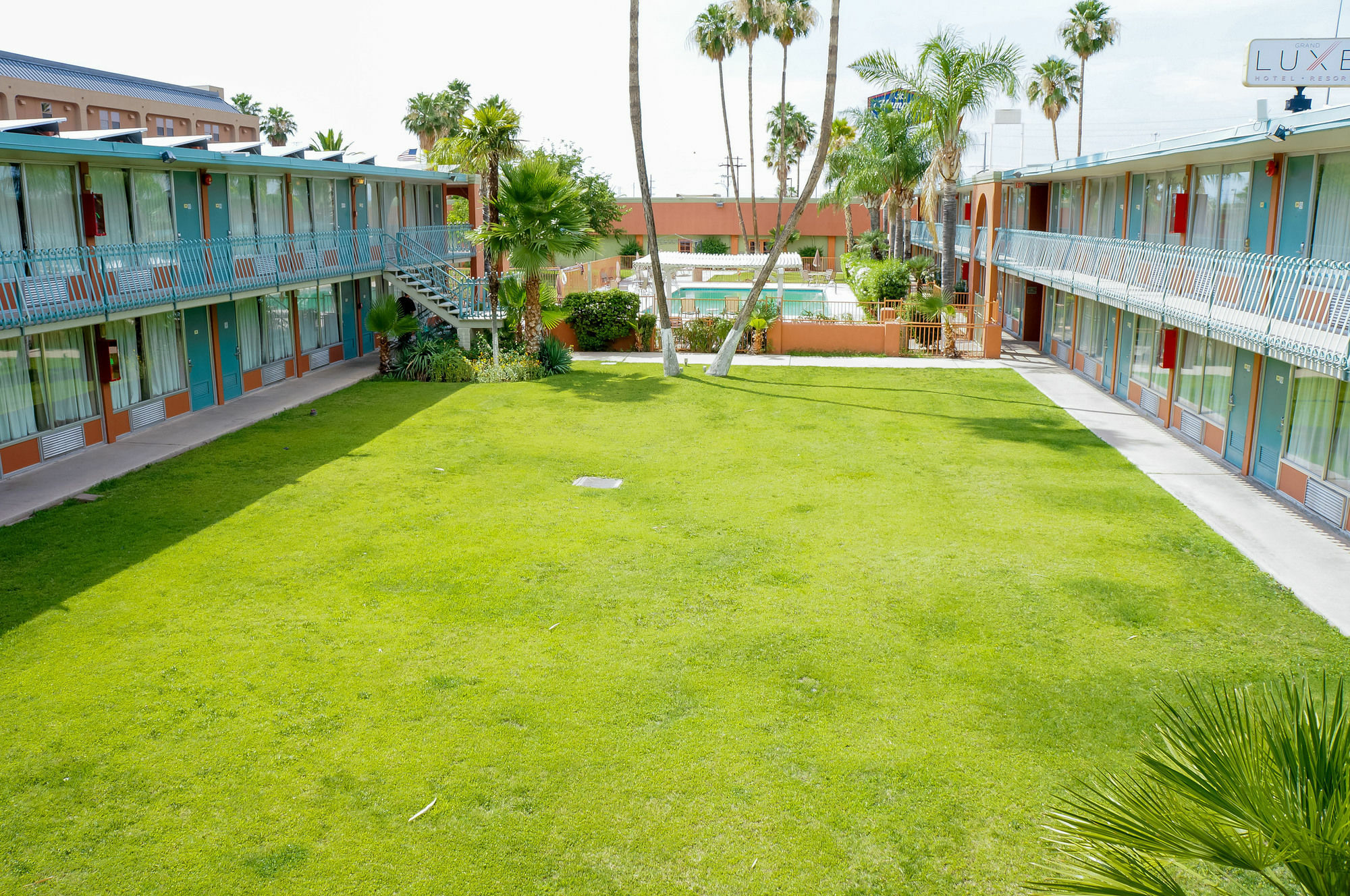 Glh Hotel Tucson Exterior photo